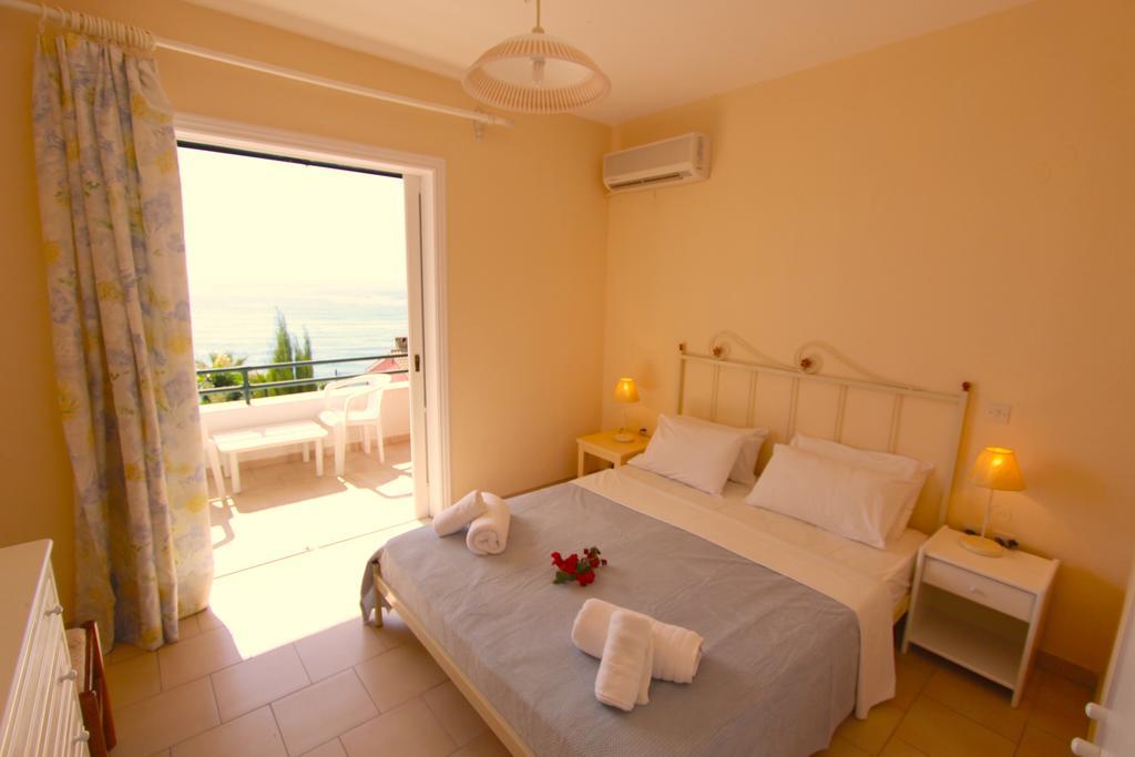 Corfu Glyfada Menigos Beach Apartments Exterior foto