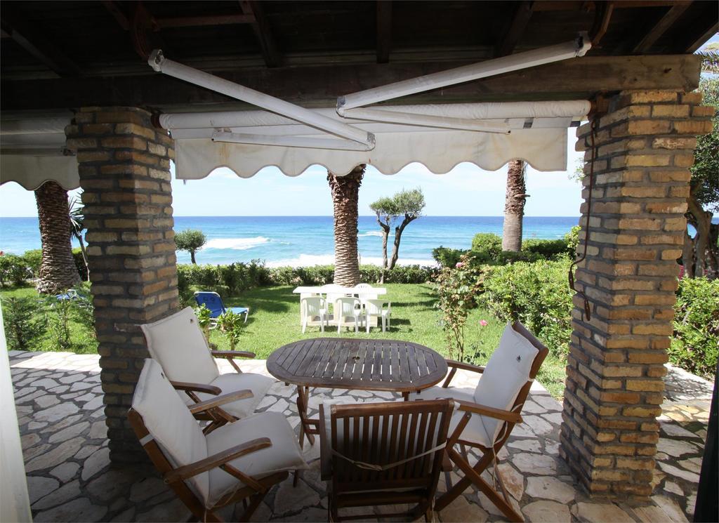 Corfu Glyfada Menigos Beach Apartments Exterior foto