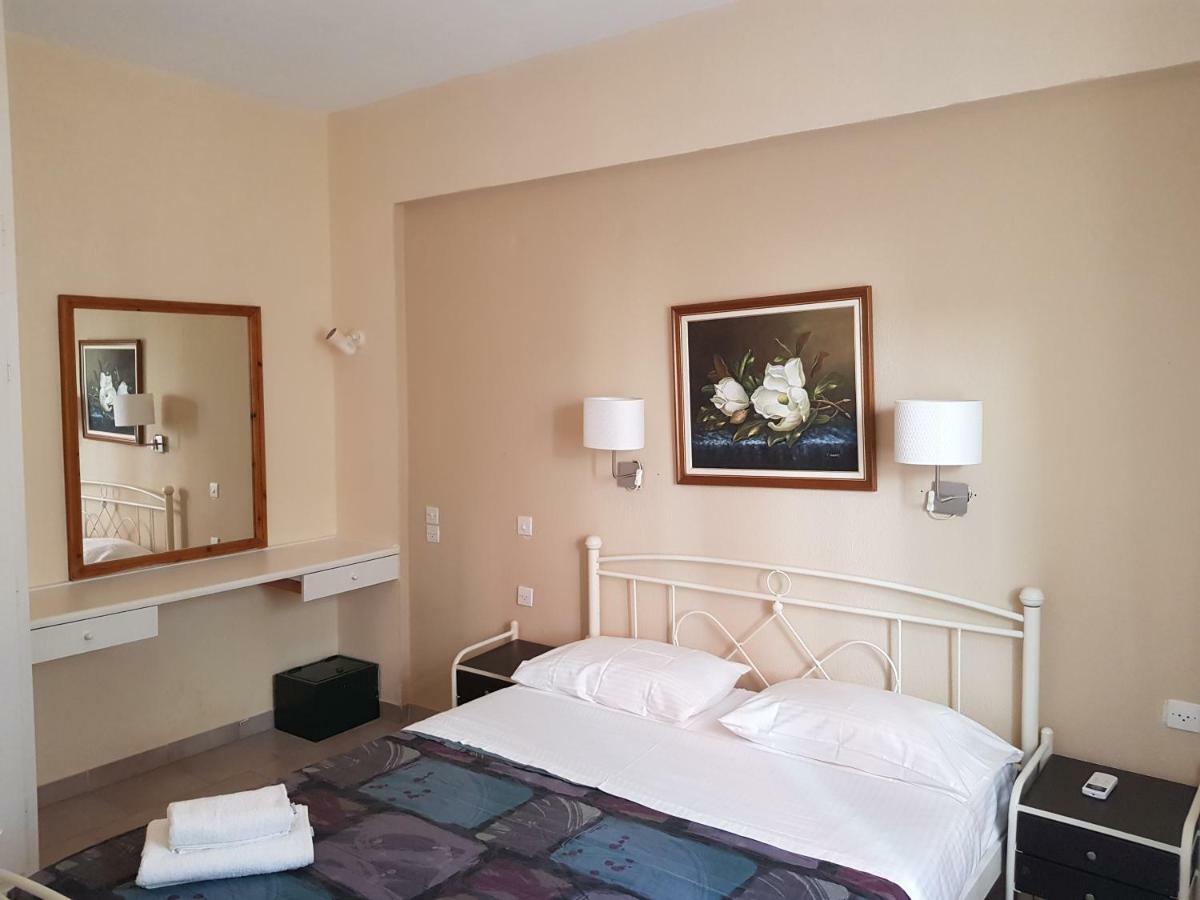 Corfu Glyfada Menigos Beach Apartments Exterior foto