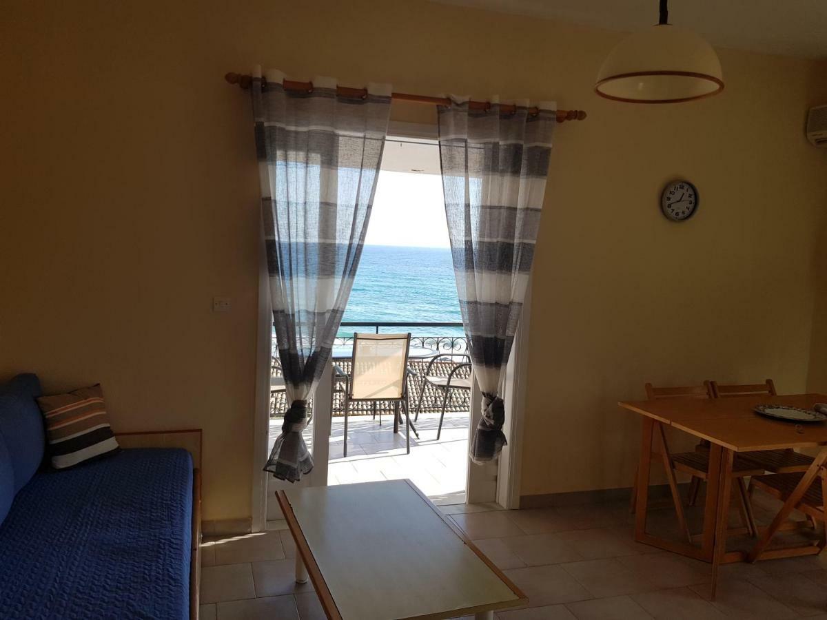 Corfu Glyfada Menigos Beach Apartments Exterior foto