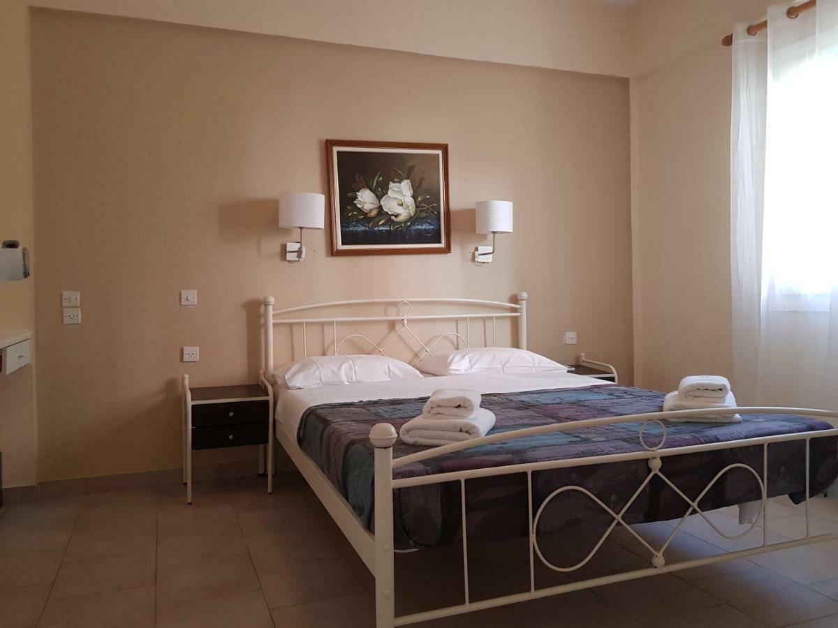 Corfu Glyfada Menigos Beach Apartments Exterior foto